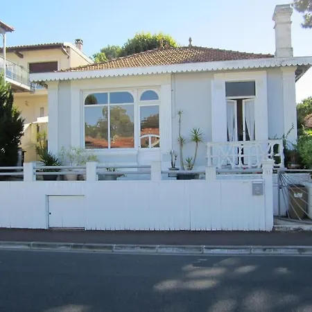 Maison De Charme Renovee